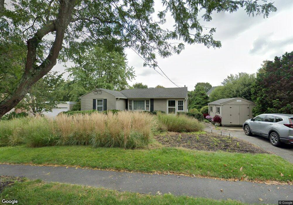 776 Trapelo Rd, Waltham, MA 02452 - photo 1