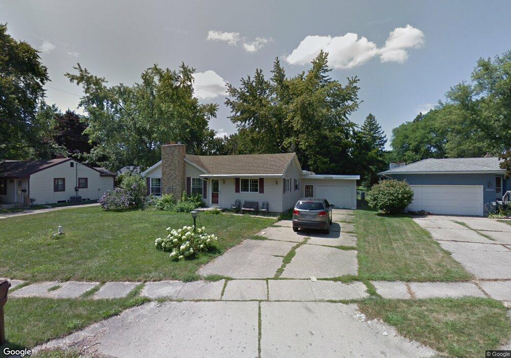 1026 E Colonial Park Dr, Grand Ledge, MI 48837 - photo 1