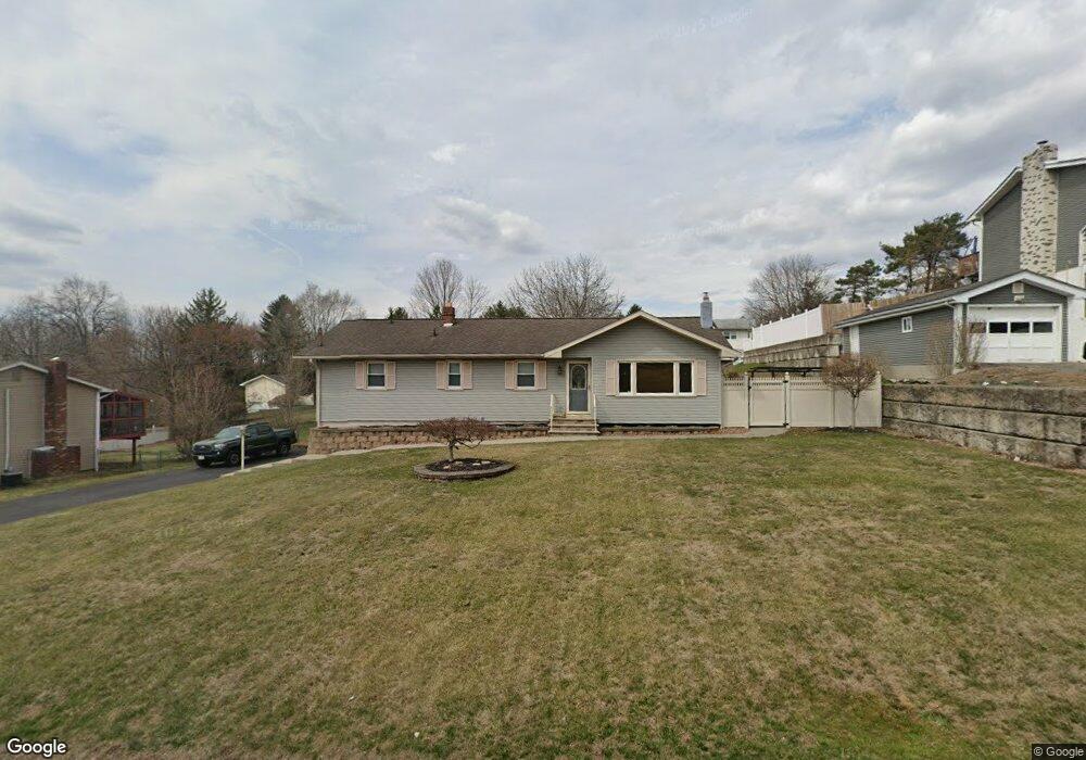 5 Neptune Ln, Middletown, NY 10940 - photo 1
