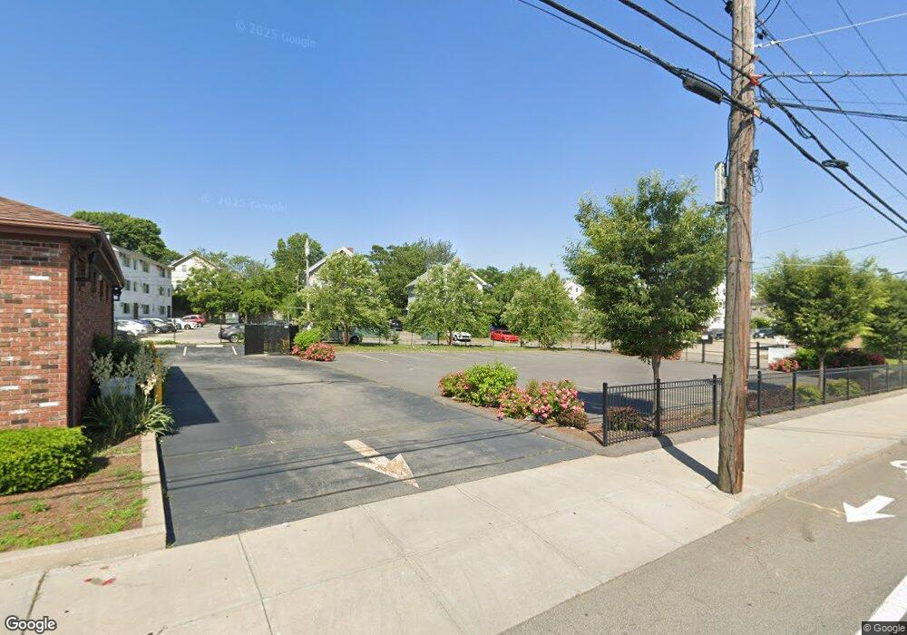 263 Dexter St, Pawtucket, RI 02860 - photo 1