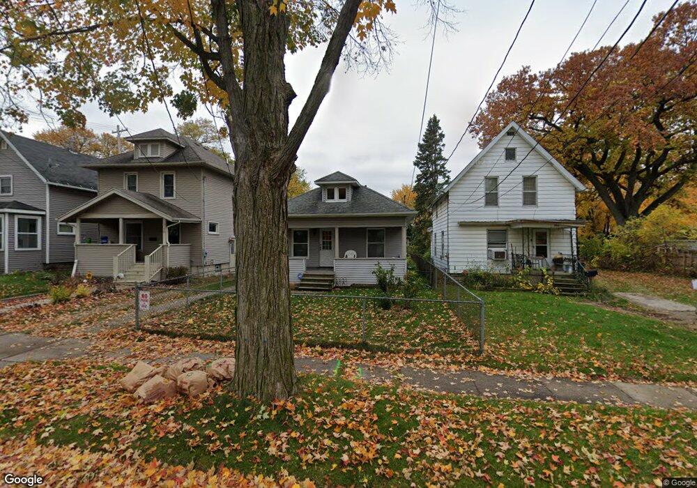 324 Isbell St, Lansing, MI 48910 - photo 1