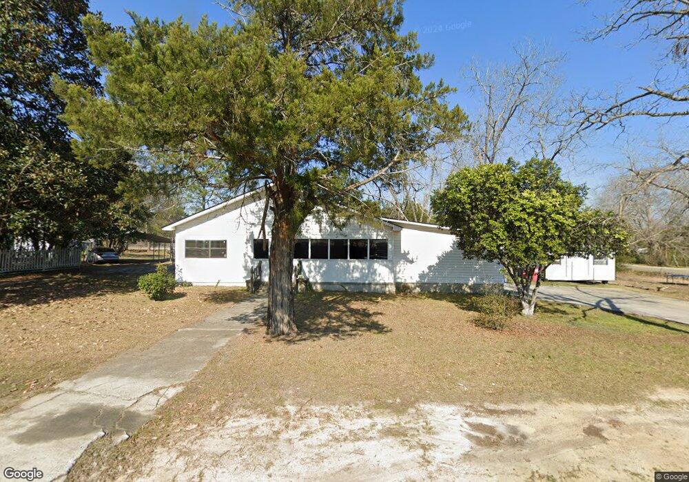 9 9th St, McRae-helena, GA 31037 - photo 1