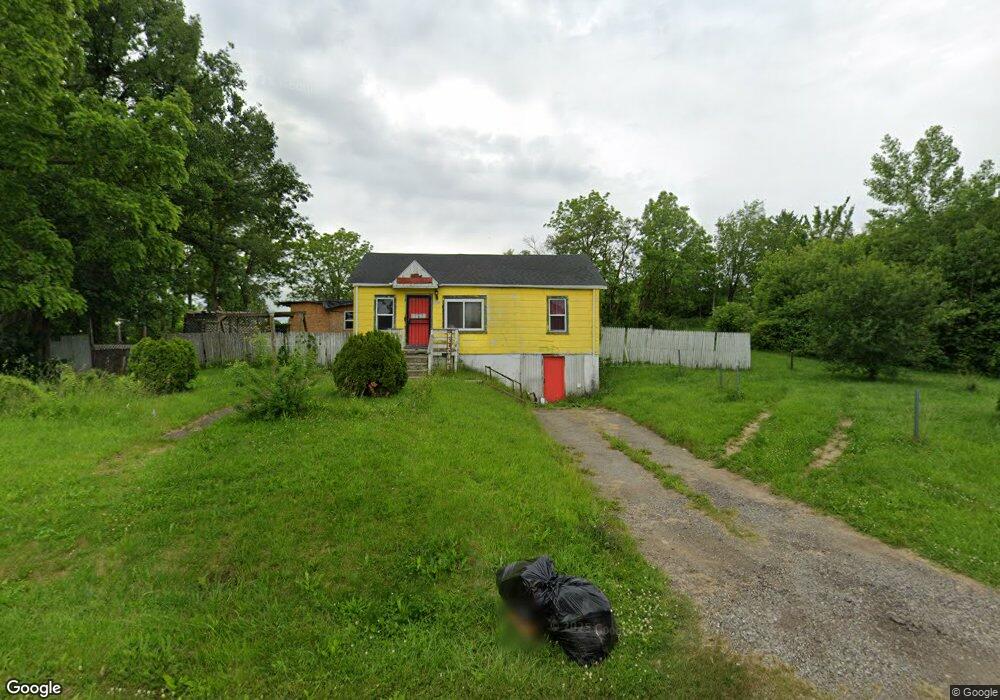 1138 Holtslander Ave, Flint, MI 48505 - photo 1