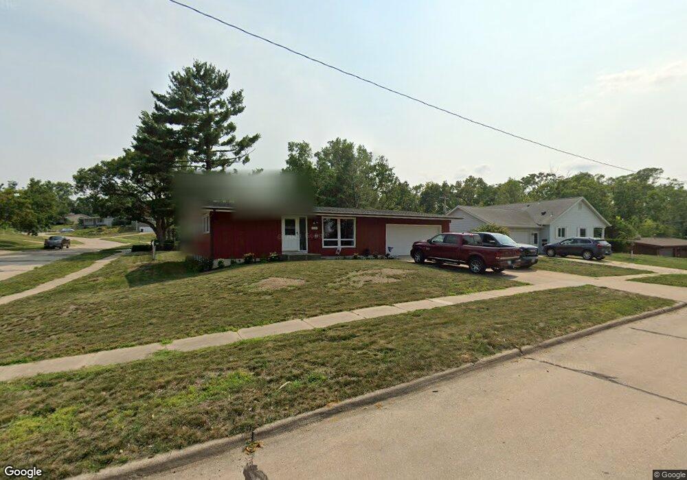 2533 Brookland Dr NE, Cedar Rapids, IA 52402 - photo 1