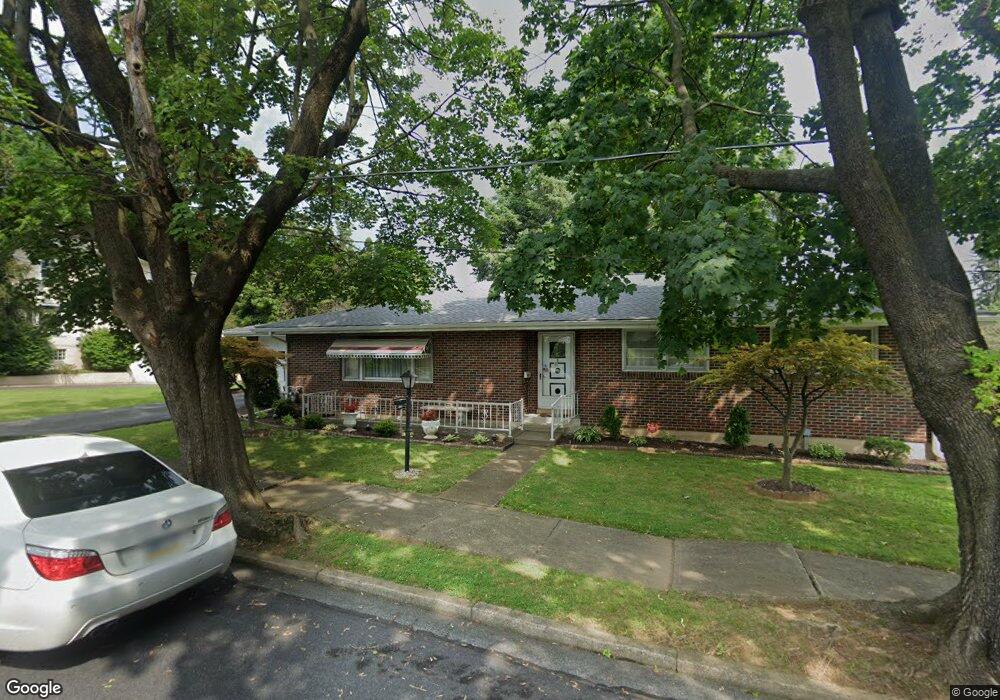 1202 N 18th St unit 1206, Allentown, PA 18104 - photo 1