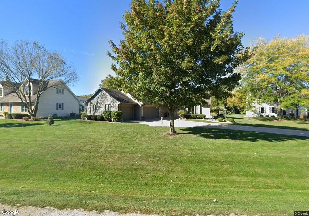 N9629 Crystal Ct, Appleton, WI 54915 - photo 1