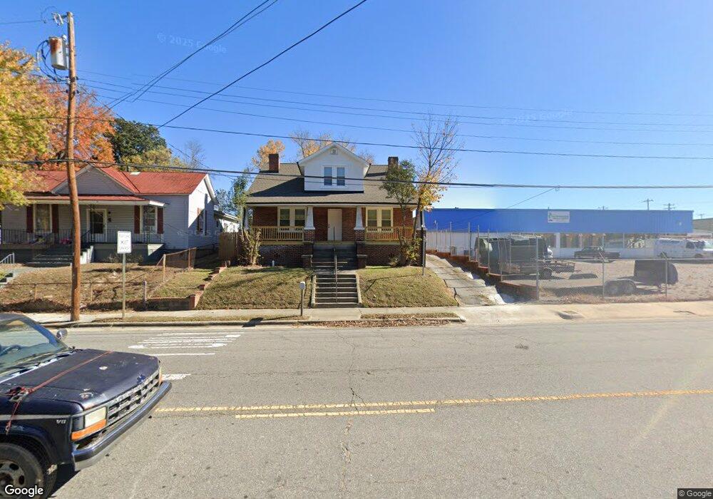 521 N Scales St, Reidsville, NC 27320 - photo 1