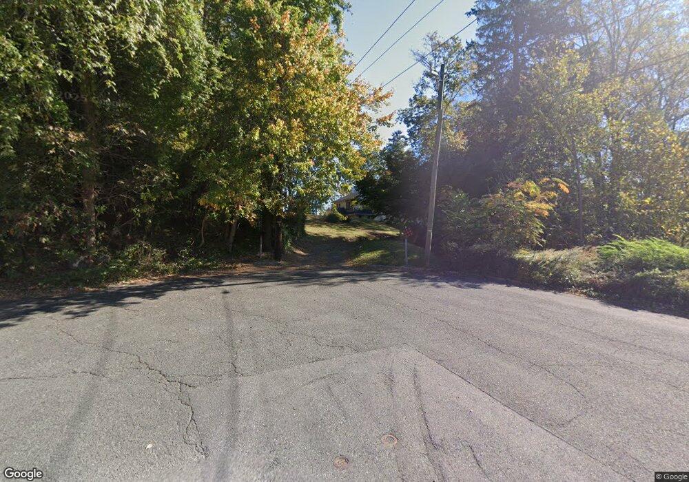 227 Camelot Ct, Mountainside, NJ 07092 - photo 1