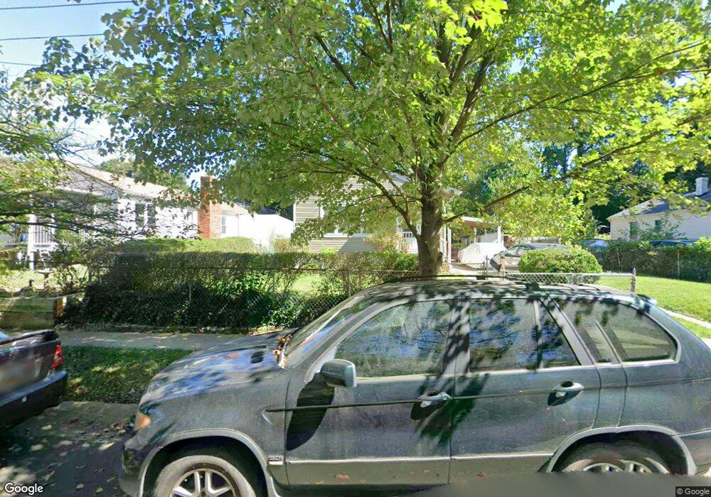 12225 Valleywood Dr, Silver Spring, MD 20902 - photo 1