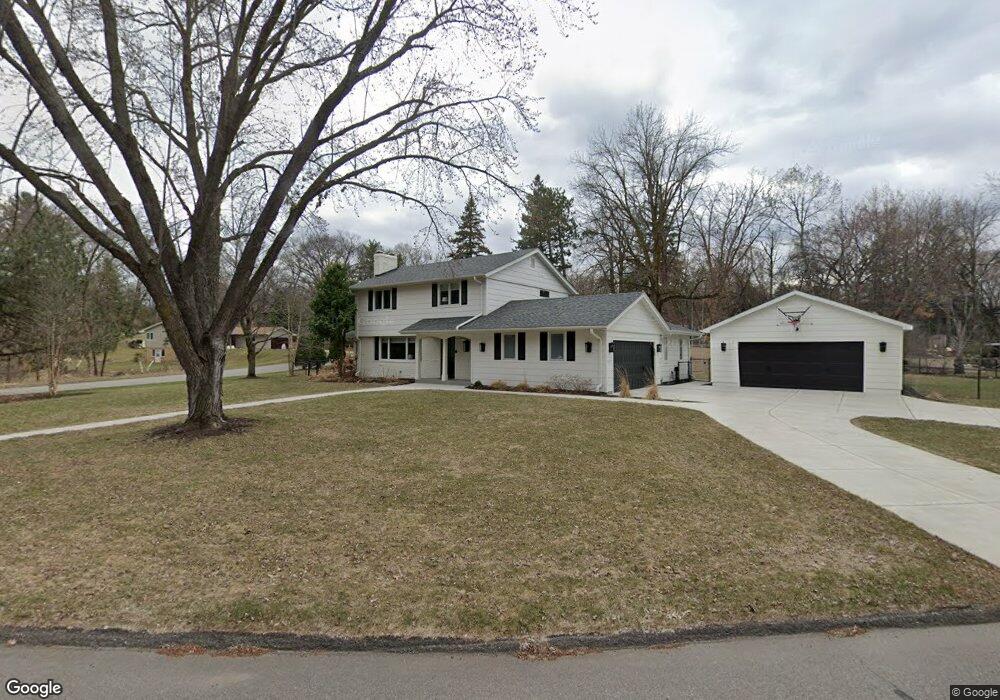 14015 Windsor Rd, Minnetonka, MN 55345 - photo 1
