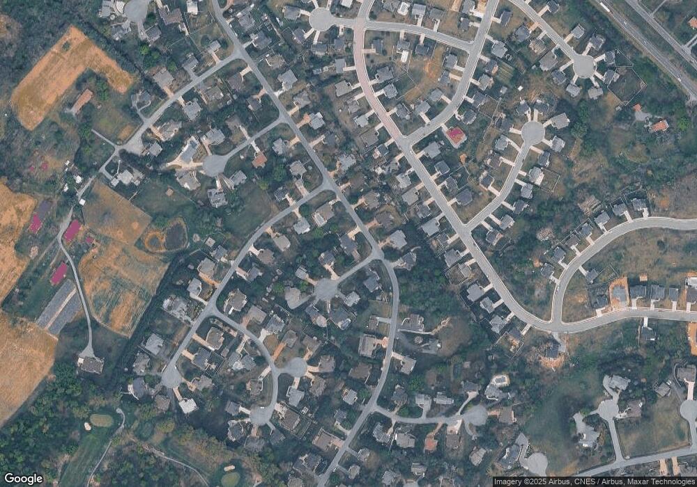 575 Confederacy Dr, Penn Laird, VA 22846 - photo 1