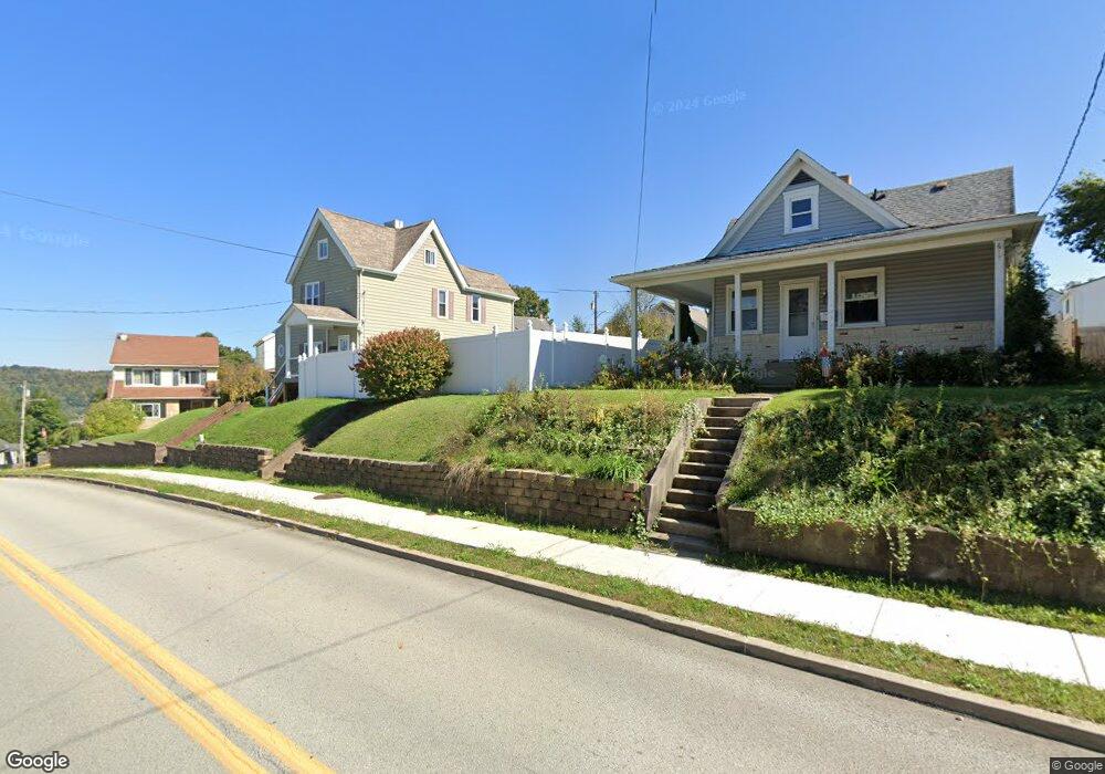 116 Holmes St, Vandergrift, PA 15690 - photo 1