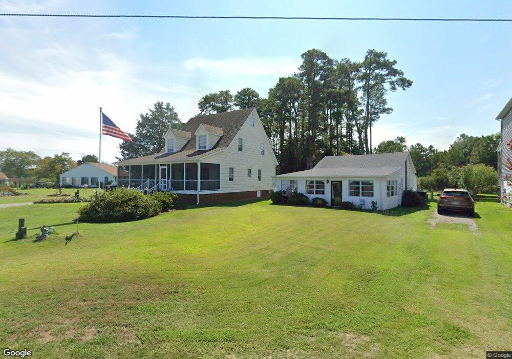 4001 Grandview Dr, Dunnsville, VA 22454 - photo 1