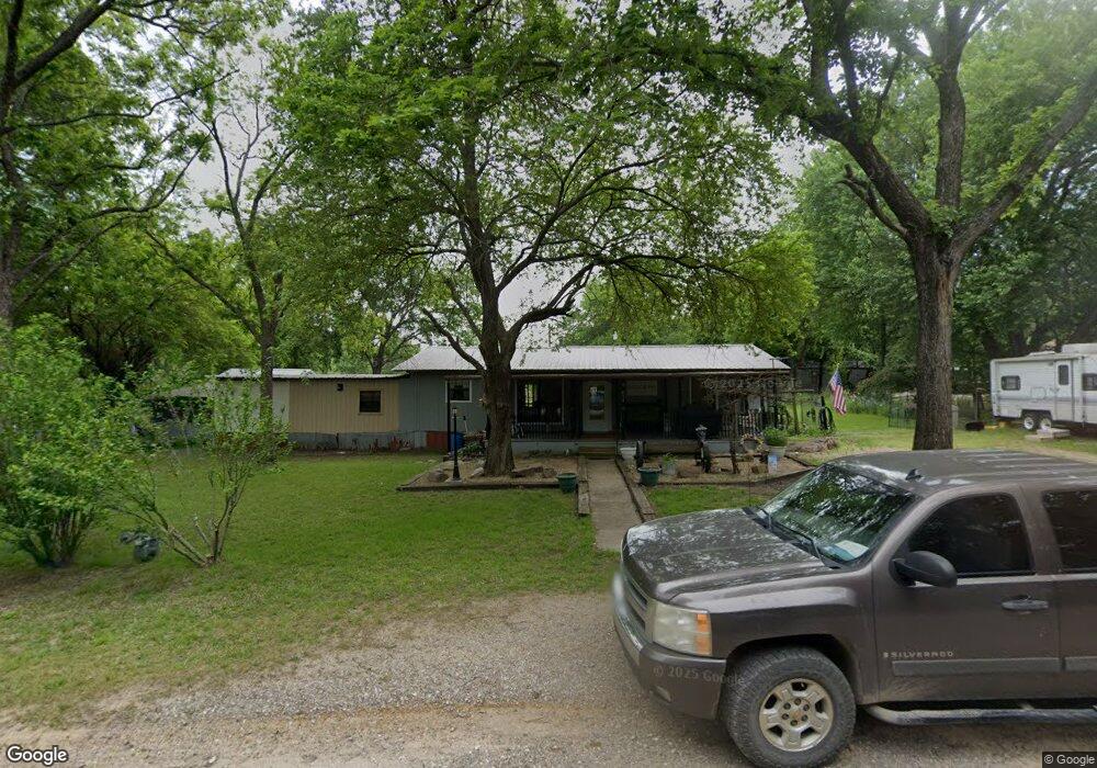 611 Louisiana St, Colbert, OK 74733 - photo 1