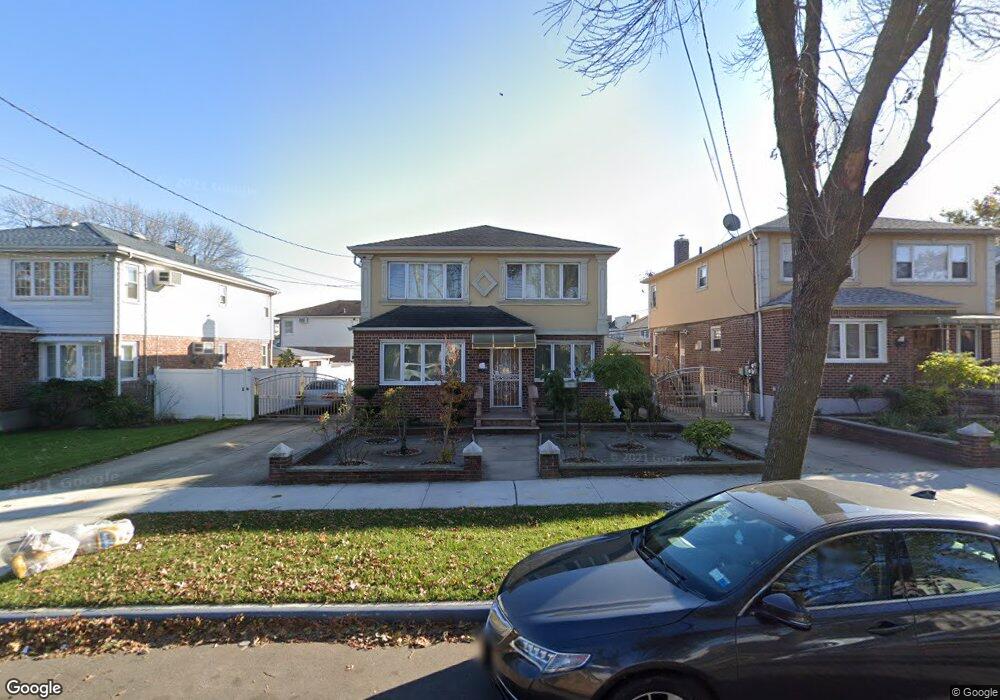 9414 149th Ave, Ozone Park, NY 11417 - photo 1