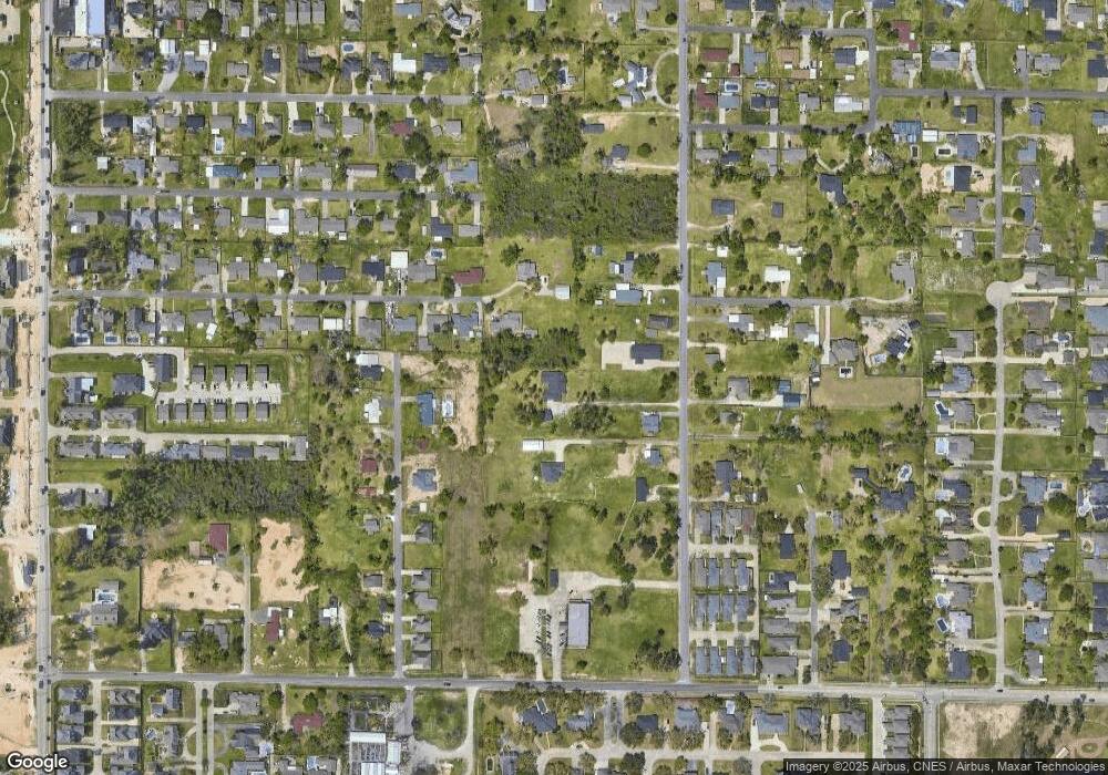 3920 Burton Ln, Lake Charles, LA 70605 - photo 1