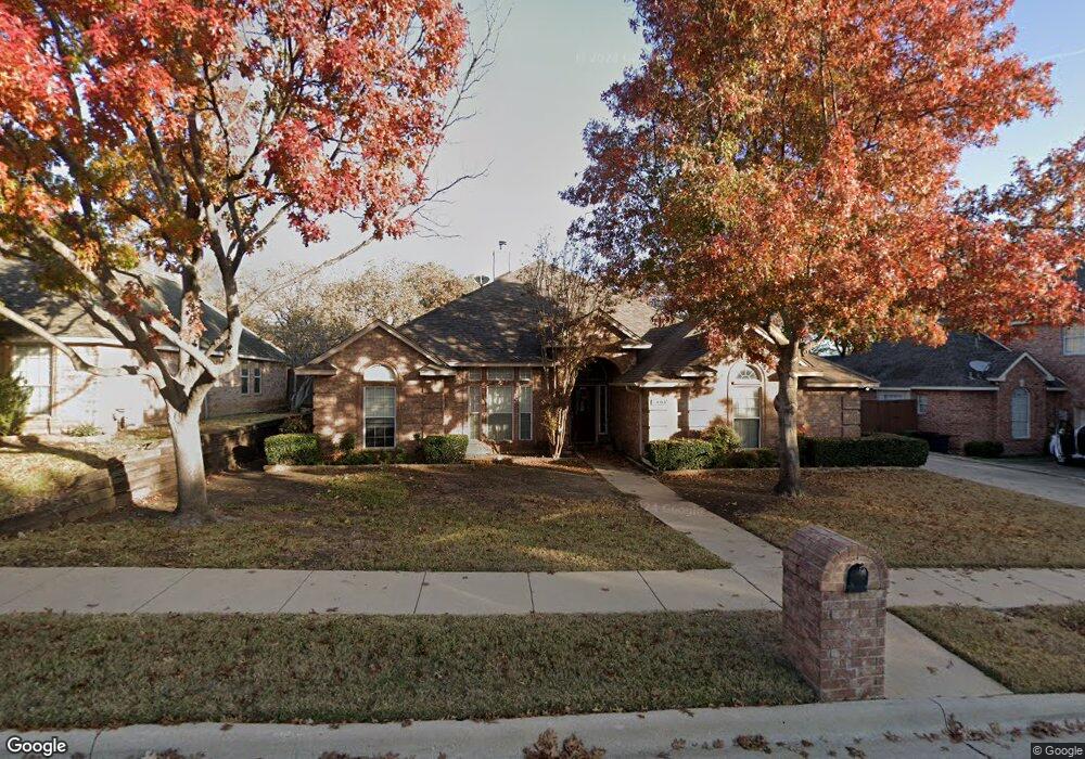 104 Bremen Dr, Hurst, TX 76054 - photo 1