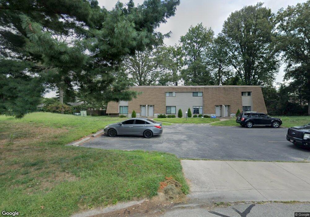 3145 Wedgewood Ct, Columbus, IN 47203 - photo 1