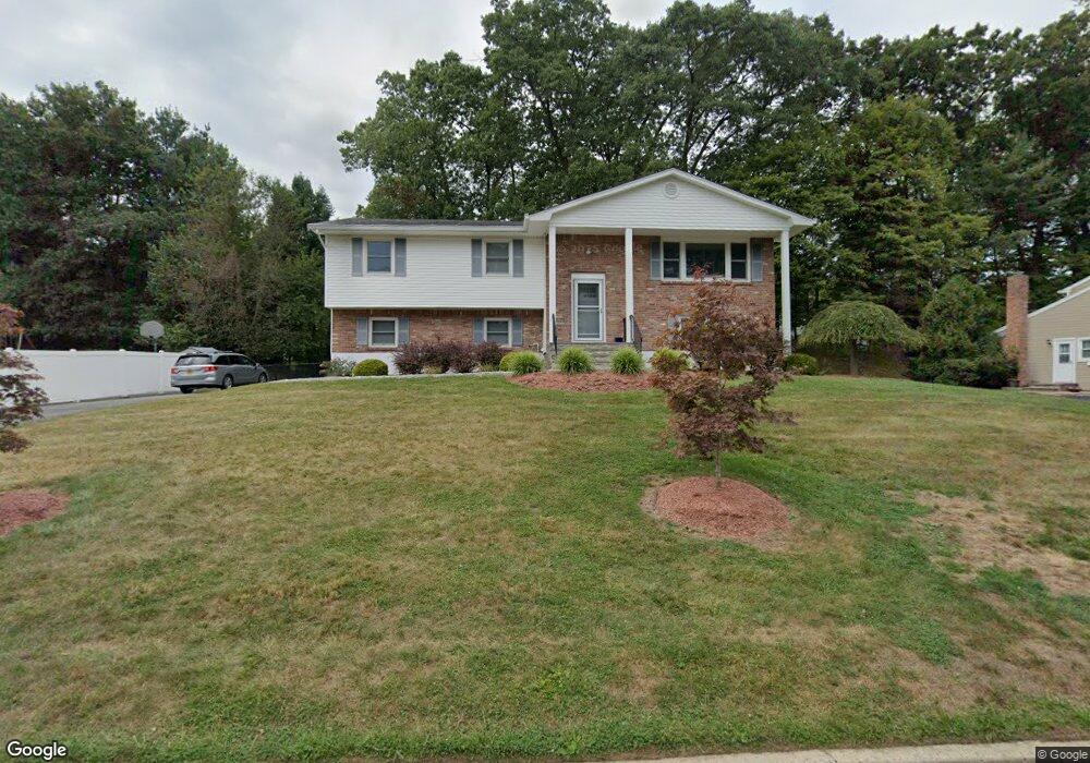 25 Hemptor Rd, New City, NY 10956 - photo 1