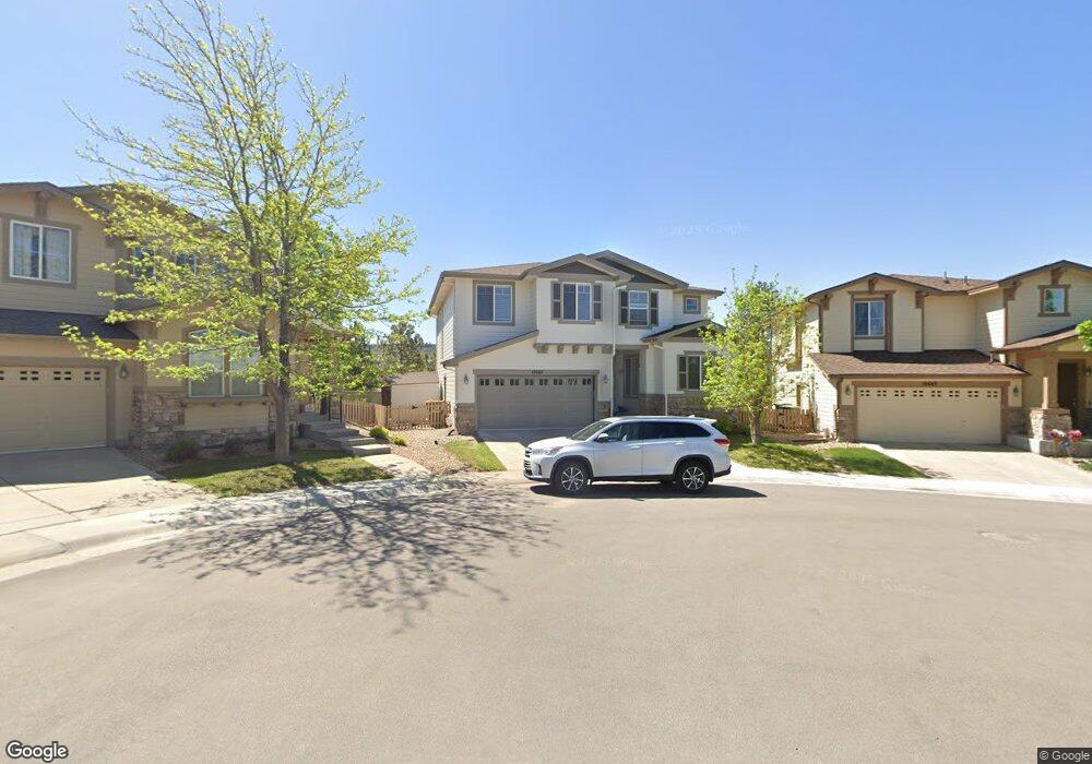 10667 Cedarcrest Cir, Highlands Ranch, CO 80130 - photo 1