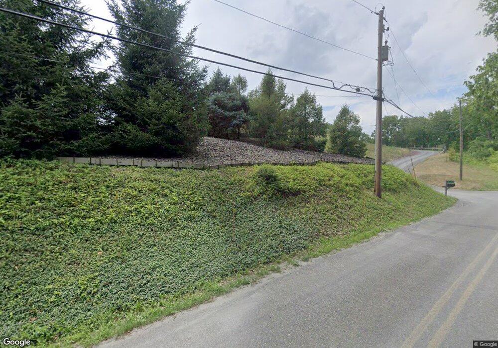 4658 Hillside Rd, Coplay, PA 18037 - photo 1