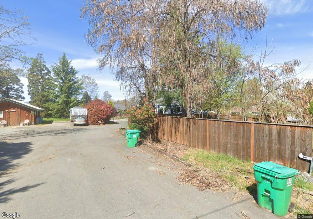 1334 Daisy Ln, Grants Pass, OR 97527 - photo 1