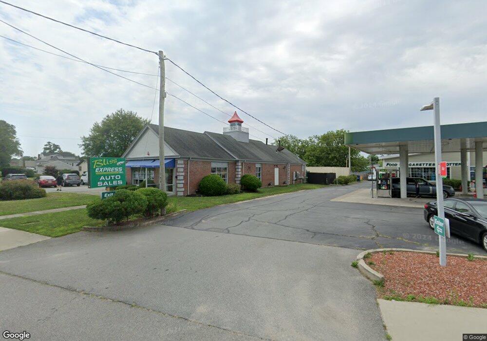 631 Dartmouth St, Dartmouth, MA 02748 - photo 1