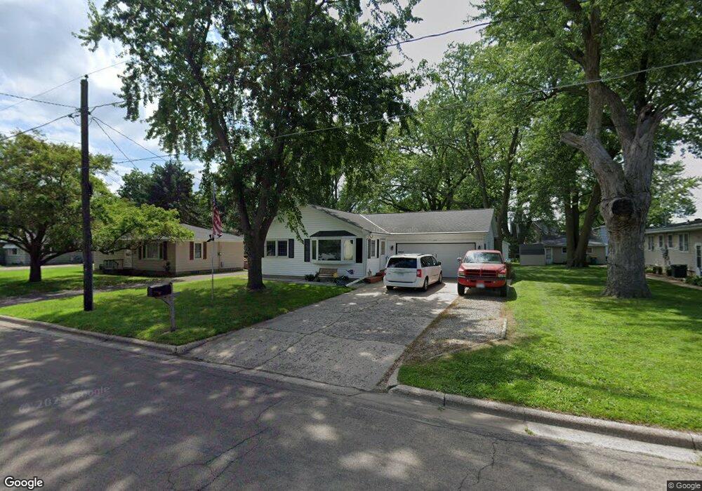 704 S 3rd Ave, Albert Lea, MN 56007 - photo 1