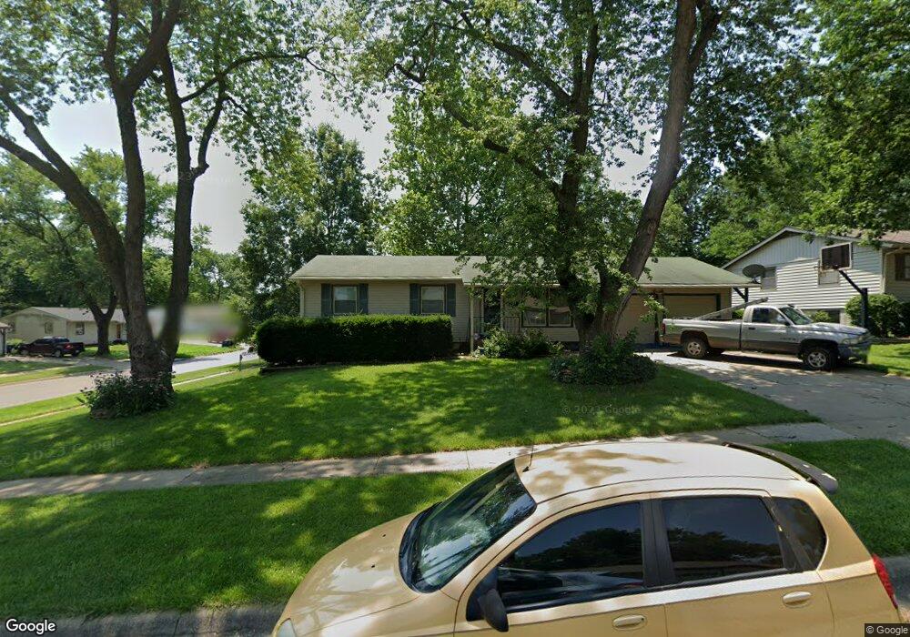 3101 SW 32nd St, Topeka, KS 66614 - photo 1
