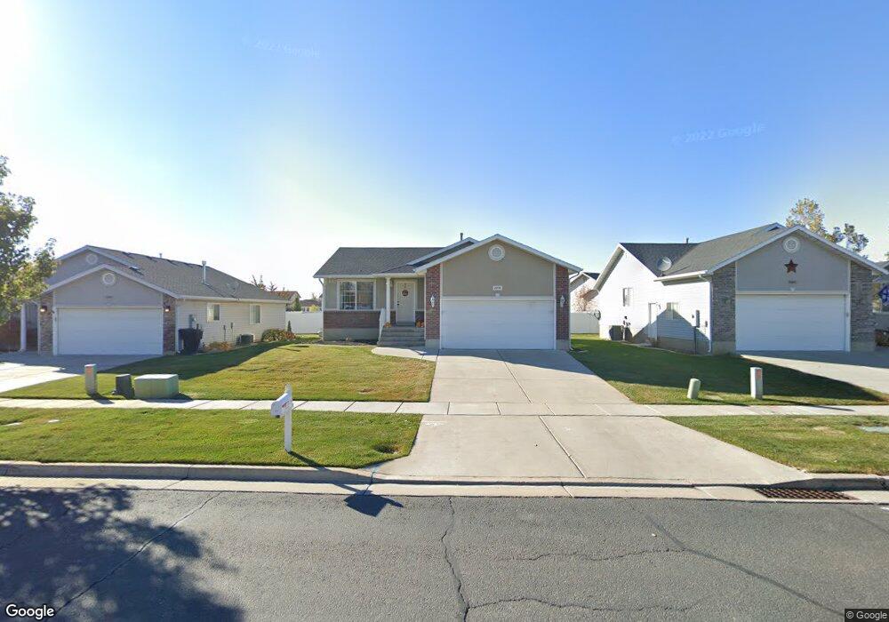 2074 W 2100 S, Syracuse, UT 84075 - photo 1