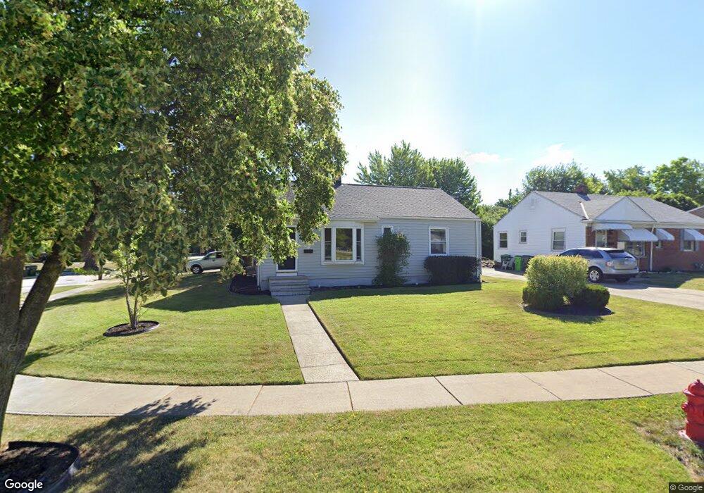 1711 E 289th St, Wickliffe, OH 44092 - photo 1