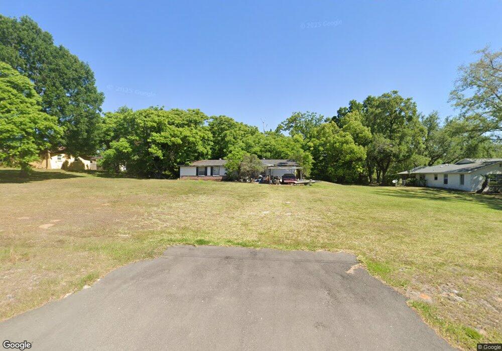 37135 Kyle Dr, Zephyrhills, FL 33541 - photo 1