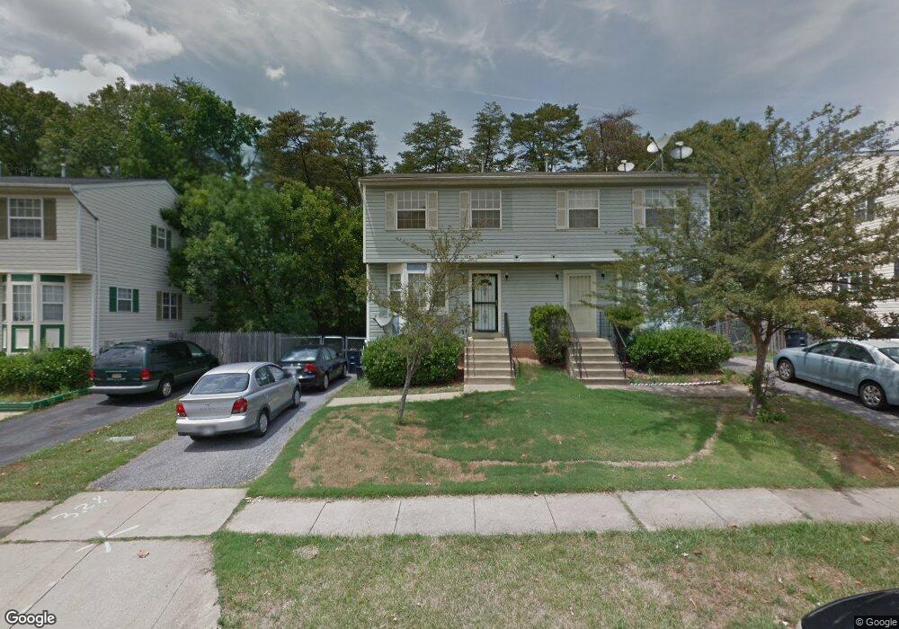 911 Central Hills Ln, Hyattsville, MD 20785 - photo 1