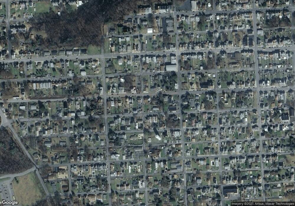 1342 W Mulberry St, Coal Township, PA 17866 - photo 1