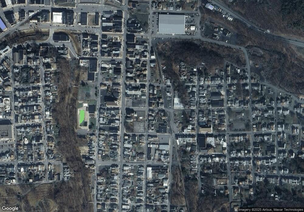 201 N Franklin St unit 203, Shamokin, PA 17872 - photo 1