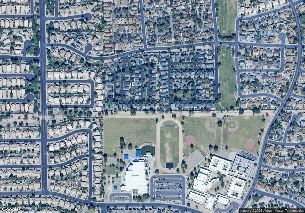 231 S Rush Cir E, Chandler, AZ 85226 - photo 1