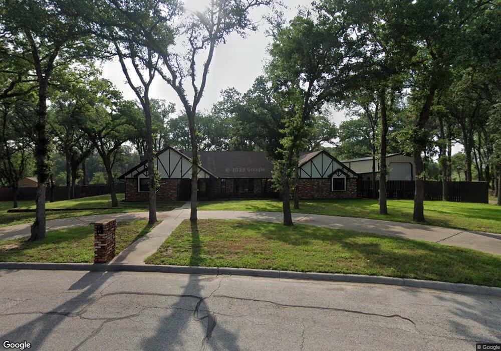 332 Huggins Dr, Springtown, TX 76082 - photo 1