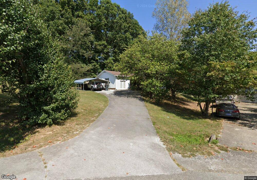 1734 Bay View Dr, Cookeville, TN 38506 - photo 1