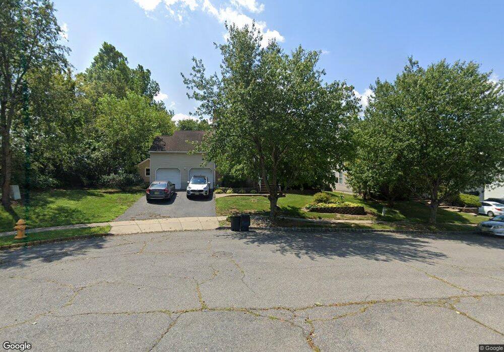 238 Knoll View Dr, Phillipsburg, NJ 08865 - photo 1