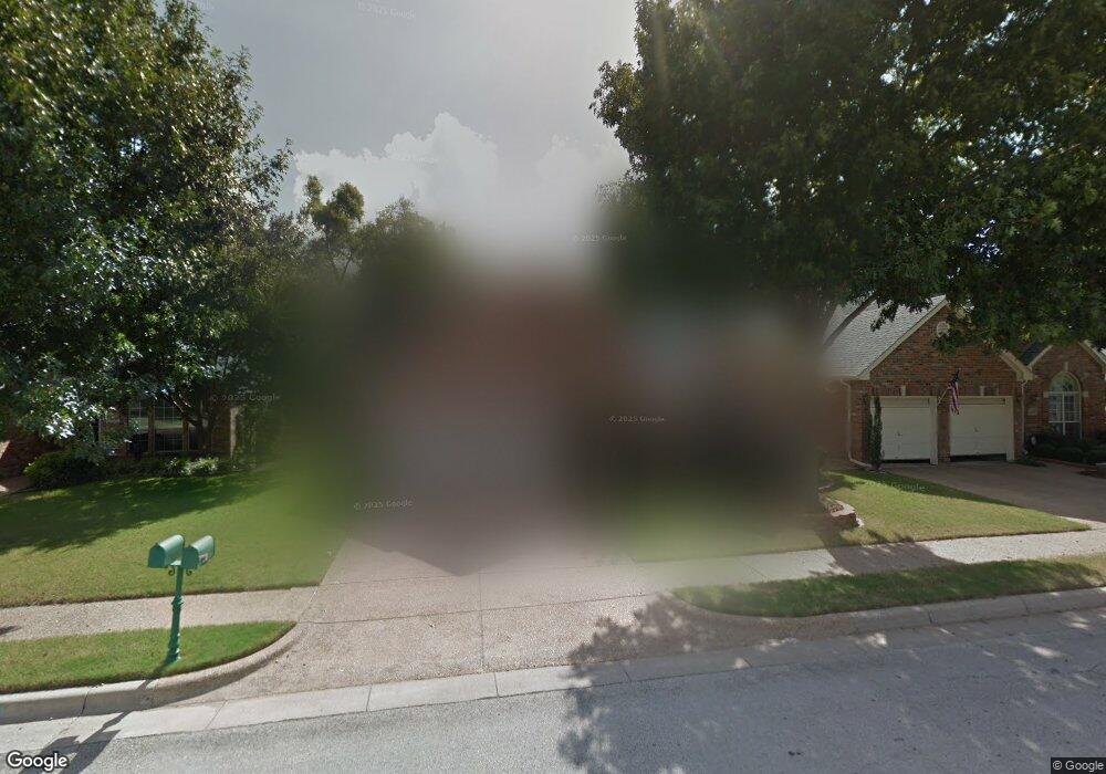 2413 Aberdeen Dr, Bedford, TX 76021 - photo 1