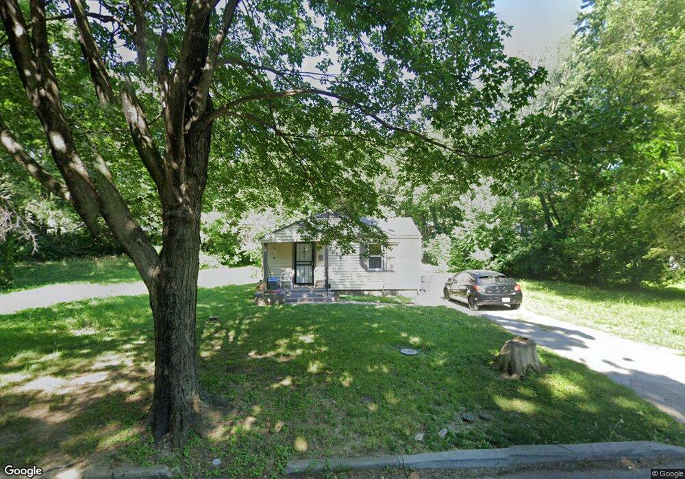 7032 Walrond Ave, Kansas City, MO 64132 - photo 1