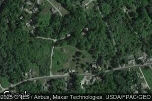 17 Paradise Rd, New Harbor, ME 04554