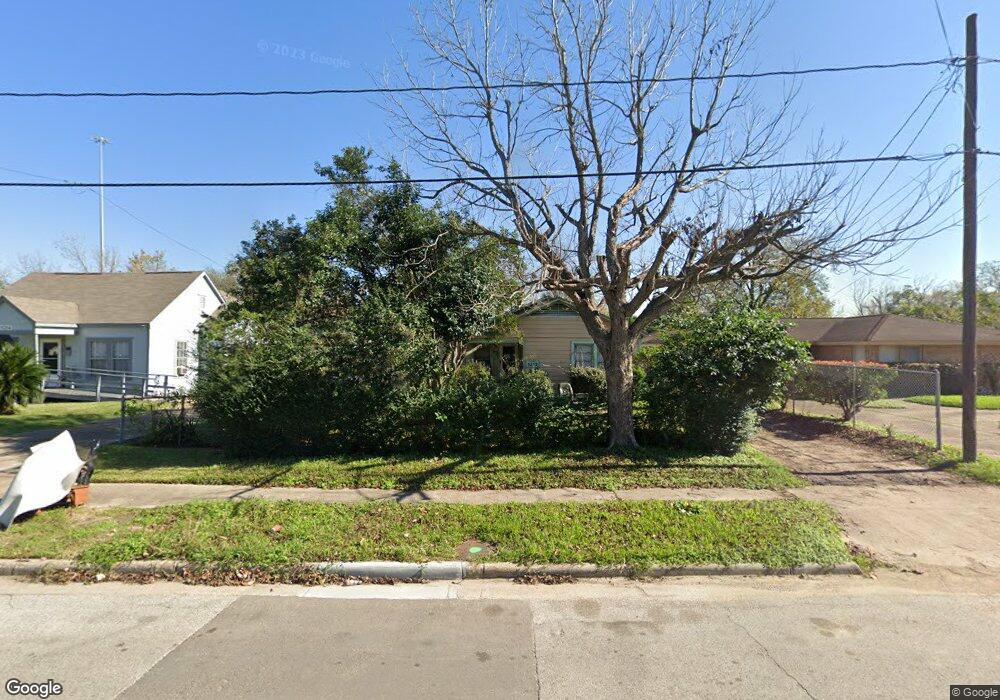 5212 Wipprecht St, Houston, TX 77026 - photo 1