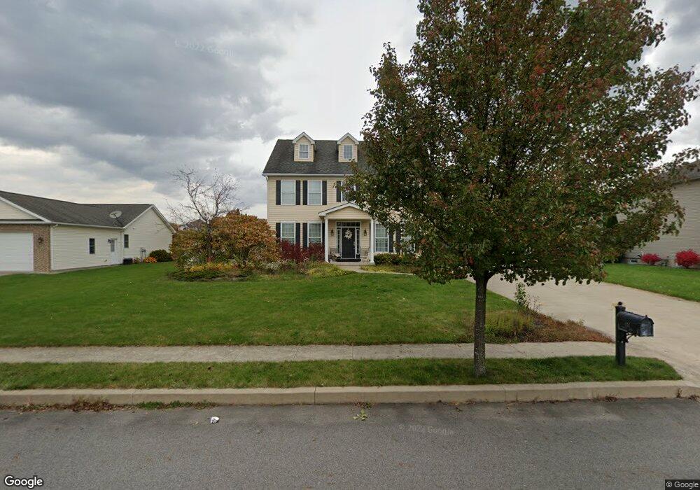 414 Varsity Dr, Throop, PA 18512 - photo 1