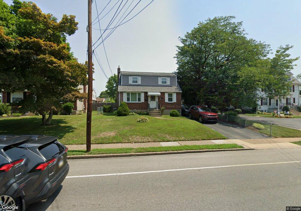 752 Kedron Ave, Morton, PA 19070 - photo 1