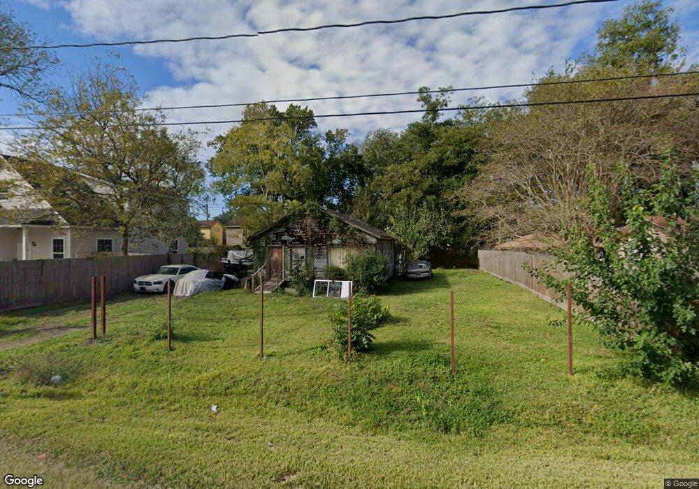 7517 Hezekiah Ln unit B, Houston, TX 77088 - photo 1