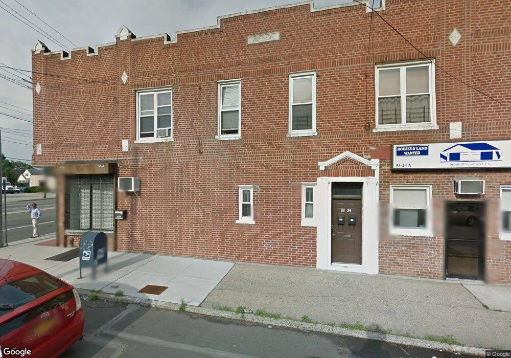 93-24 239th St unit 2F, Bellerose, NY 11426 - photo 1