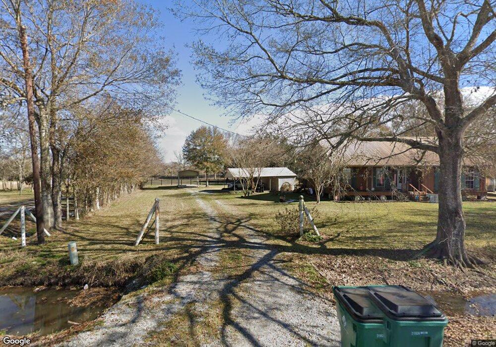 6103 Lee Station Rd, New Iberia, LA 70560 - photo 1