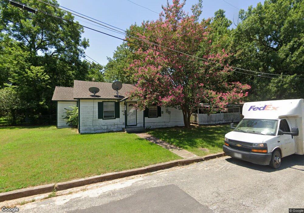 613 W 6th St, Bonham, TX 75418 - photo 1