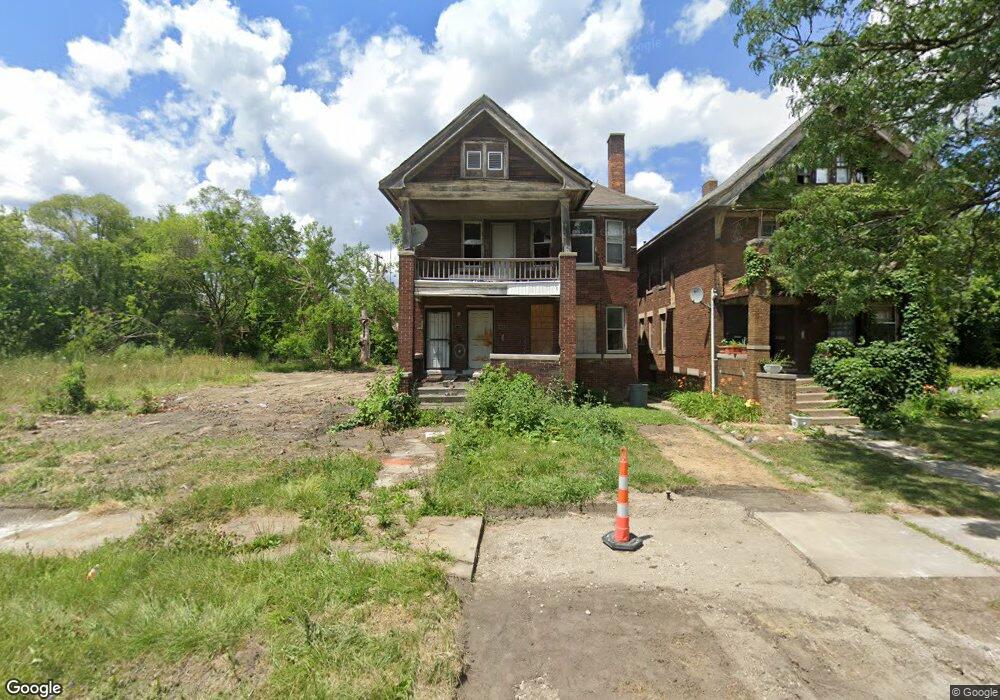 342 Tuxedo St, Highland Park, MI 48203 - photo 1